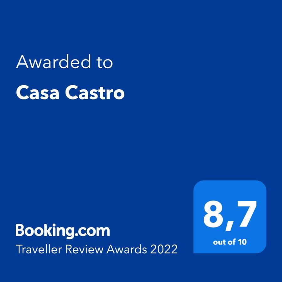 הוילה Els Muntells Casa Castro מראה חיצוני תמונה